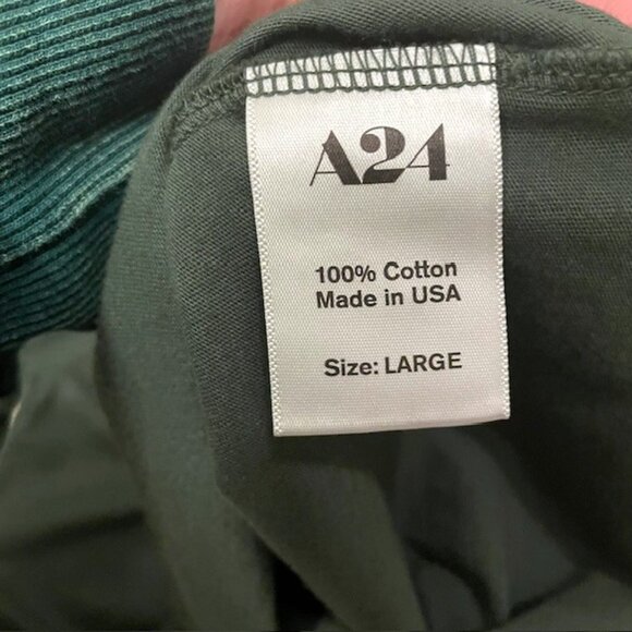 A24 Film Studio Hunter Green Logo Graphic Tee Short Sleeve Shirt Large Cotton - Picture 13 of 16